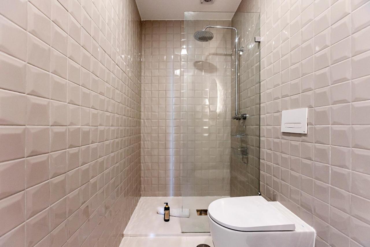 31 Janeiro 157 - Stylish 1Br W/ Ac & Balcony By Lovelystay Porto Exterior photo